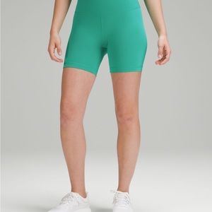 Lulu lemon wunder train High rise Short 6 inch